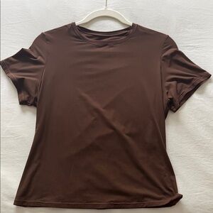 SKIMS Classic Short Sleeve Tee - Chocolate Brown